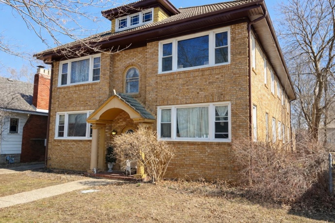 2123 Douglas, ROCKFORD, Illinois 61103, ,3 - 4 Units,For Sale,Douglas,202601317