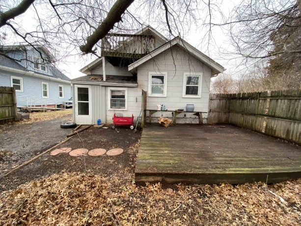 306 River, LOVES PARK, Illinois 61111, 3 Bedrooms Bedrooms, ,1 BathroomBathrooms,House,For Sale,River,202601320
