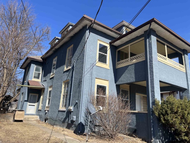 404-406 Prospect, FREEPORT, Illinois 61032, ,2 Units,For Sale,Prospect,202601322