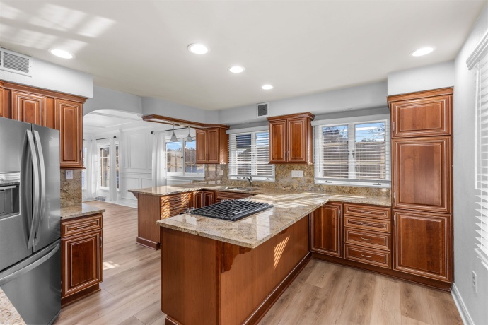 8239 BEACH, ROCKFORD, Illinois 61103, 3 Bedrooms Bedrooms, ,2 BathroomsBathrooms,House,For Sale,BEACH,202601326