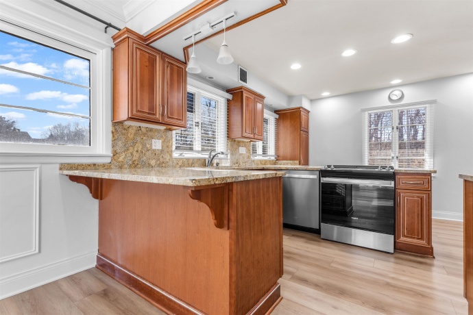 8239 BEACH, ROCKFORD, Illinois 61103, 3 Bedrooms Bedrooms, ,2 BathroomsBathrooms,House,For Sale,BEACH,202601326