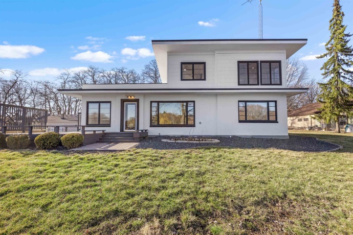 8239 BEACH, ROCKFORD, Illinois 61103, 3 Bedrooms Bedrooms, ,2 BathroomsBathrooms,House,For Sale,BEACH,202601326