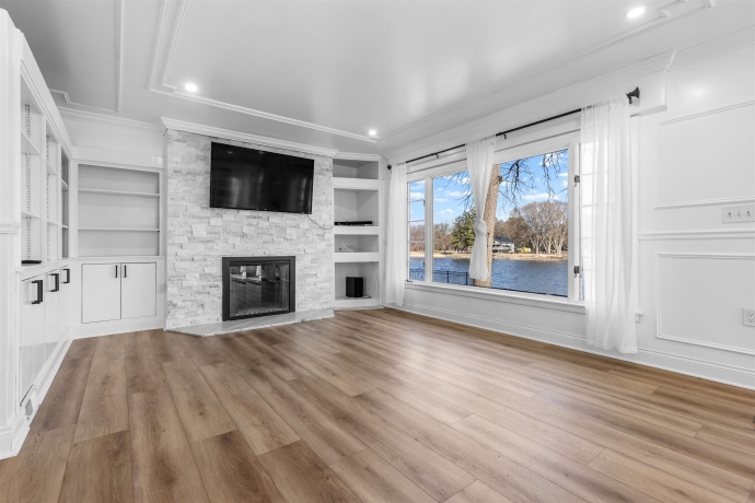 8239 BEACH, ROCKFORD, Illinois 61103, 3 Bedrooms Bedrooms, ,2 BathroomsBathrooms,House,For Sale,BEACH,202601326