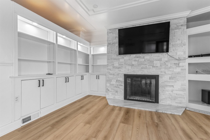 8239 BEACH, ROCKFORD, Illinois 61103, 3 Bedrooms Bedrooms, ,2 BathroomsBathrooms,House,For Sale,BEACH,202601326