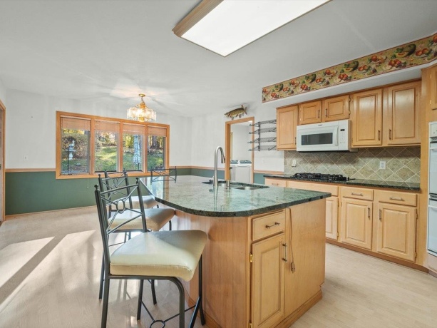 1969 Baintree, LAKE SUMMERSET, Illinois 61019, 3 Bedrooms Bedrooms, ,2 BathroomsBathrooms,House,For Sale,Baintree,202601328