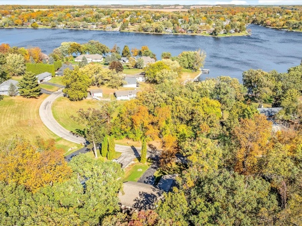 1969 Baintree, LAKE SUMMERSET, Illinois 61019, 3 Bedrooms Bedrooms, ,2 BathroomsBathrooms,House,For Sale,Baintree,202601328