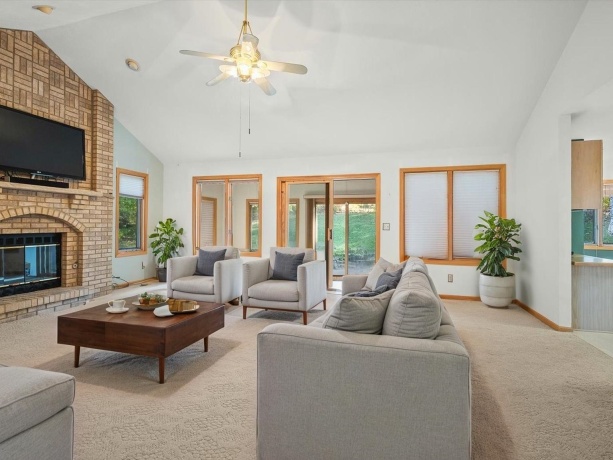 1969 Baintree, LAKE SUMMERSET, Illinois 61019, 3 Bedrooms Bedrooms, ,2 BathroomsBathrooms,House,For Sale,Baintree,202601328