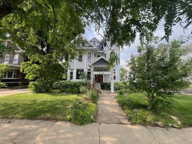 642 Stephenson, FREEPORT, Illinois 61032, 5 Bedrooms Bedrooms, ,2 BathroomsBathrooms,House,For Sale,Stephenson,202503196