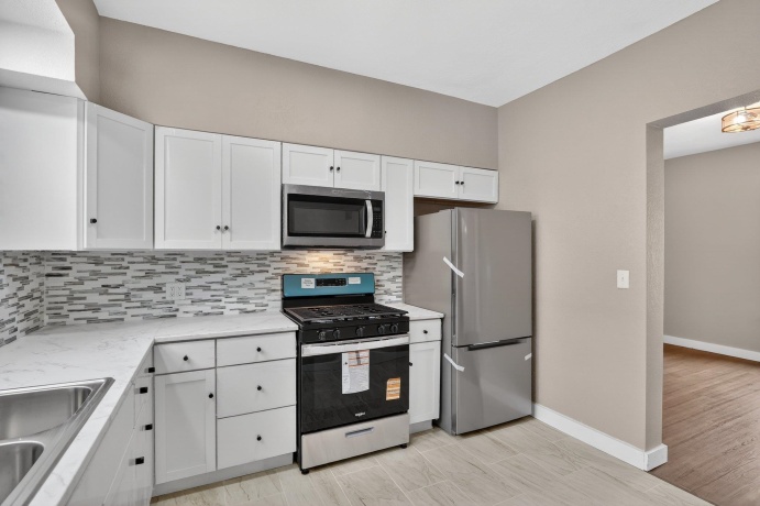 1011 15th, ROCKFORD, Illinois 61104, 3 Bedrooms Bedrooms, ,1 BathroomBathrooms,House,For Sale,15th,202601336