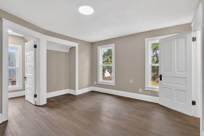 1011 15th, ROCKFORD, Illinois 61104, 3 Bedrooms Bedrooms, ,1 BathroomBathrooms,House,For Sale,15th,202601336