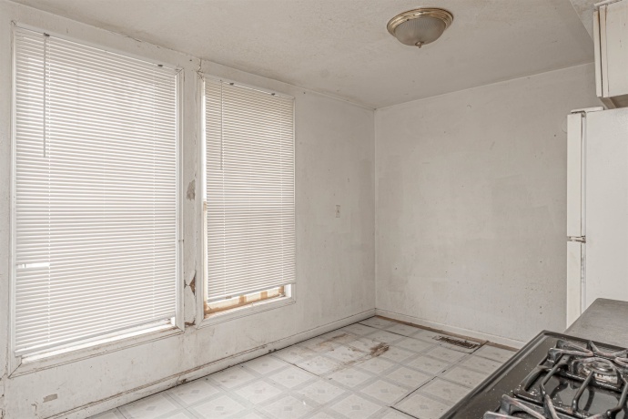 1120 Ogilby, ROCKFORD, Illinois 61102, 4 Bedrooms Bedrooms, ,2 BathroomsBathrooms,House,For Sale,Ogilby,202601337