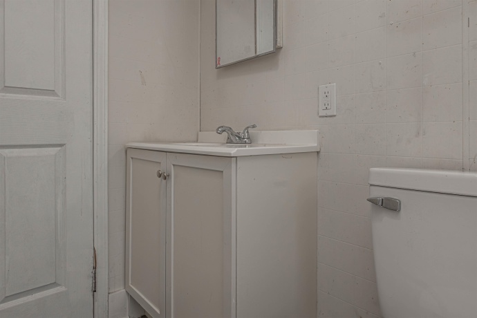 3911 Delaware, ROCKFORD, Illinois 61102, 3 Bedrooms Bedrooms, ,1 BathroomBathrooms,House,For Sale,Delaware,202601340