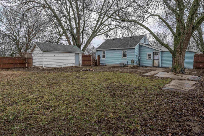 3911 Delaware, ROCKFORD, Illinois 61102, 3 Bedrooms Bedrooms, ,1 BathroomBathrooms,House,For Sale,Delaware,202601340