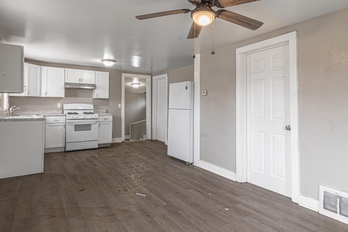 3911 Delaware, ROCKFORD, Illinois 61102, 3 Bedrooms Bedrooms, ,1 BathroomBathrooms,House,For Sale,Delaware,202601340