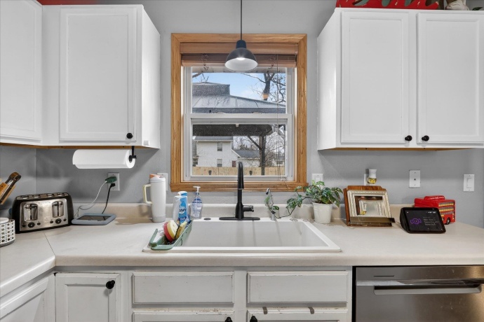 591 Rivercove Ct, MACHESNEY PARK, Illinois 61115, 3 Bedrooms Bedrooms, ,2 BathroomsBathrooms,House,For Sale,Rivercove Ct,202601343