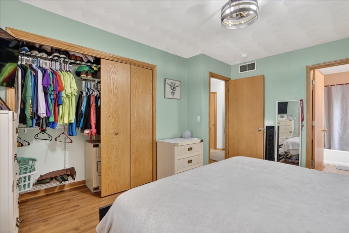 591 Rivercove Ct, MACHESNEY PARK, Illinois 61115, 3 Bedrooms Bedrooms, ,2 BathroomsBathrooms,House,For Sale,Rivercove Ct,202601343