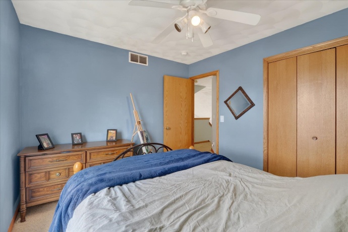 591 Rivercove Ct, MACHESNEY PARK, Illinois 61115, 3 Bedrooms Bedrooms, ,2 BathroomsBathrooms,House,For Sale,Rivercove Ct,202601343