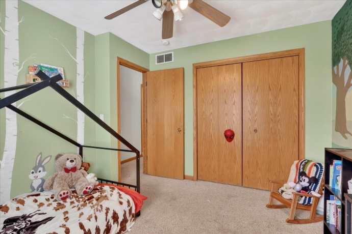 591 Rivercove Ct, MACHESNEY PARK, Illinois 61115, 3 Bedrooms Bedrooms, ,2 BathroomsBathrooms,House,For Sale,Rivercove Ct,202601343