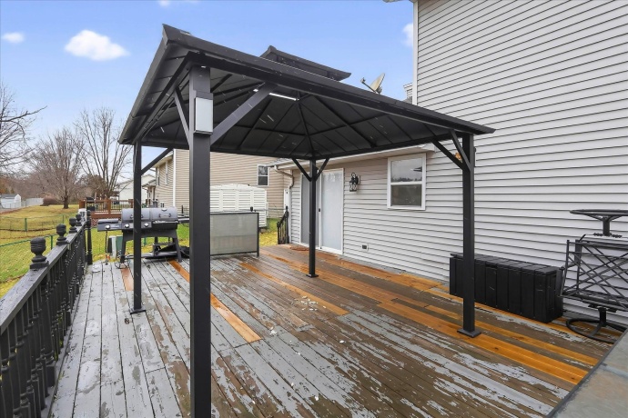 591 Rivercove Ct, MACHESNEY PARK, Illinois 61115, 3 Bedrooms Bedrooms, ,2 BathroomsBathrooms,House,For Sale,Rivercove Ct,202601343