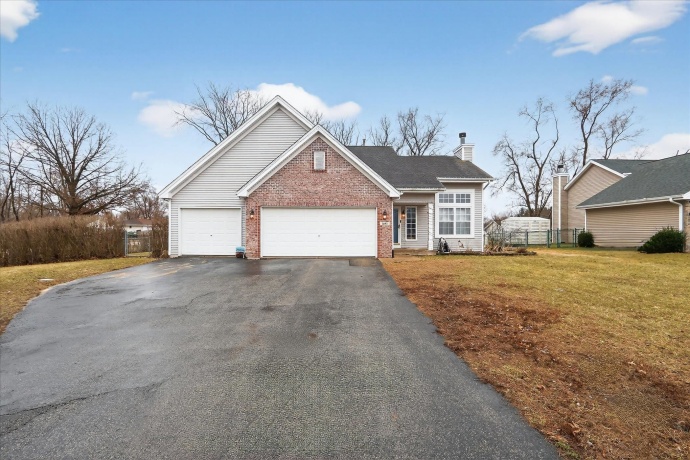 591 Rivercove Ct, MACHESNEY PARK, Illinois 61115, 3 Bedrooms Bedrooms, ,2 BathroomsBathrooms,House,For Sale,Rivercove Ct,202601343