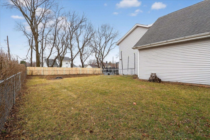 591 Rivercove Ct, MACHESNEY PARK, Illinois 61115, 3 Bedrooms Bedrooms, ,2 BathroomsBathrooms,House,For Sale,Rivercove Ct,202601343