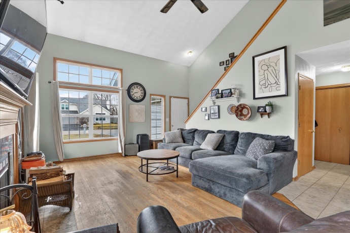 591 Rivercove Ct, MACHESNEY PARK, Illinois 61115, 3 Bedrooms Bedrooms, ,2 BathroomsBathrooms,House,For Sale,Rivercove Ct,202601343