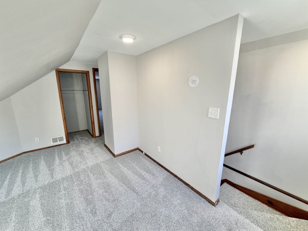 314 London, ROCKFORD, Illinois 61107, 3 Bedrooms Bedrooms, ,1 BathroomBathrooms,House,For Sale,London,202601346