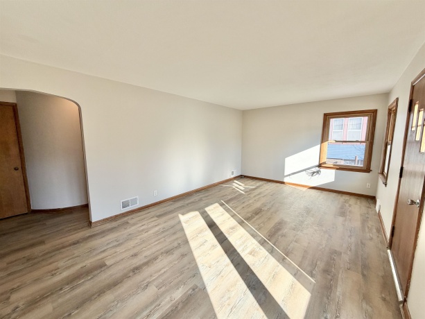 314 London, ROCKFORD, Illinois 61107, 3 Bedrooms Bedrooms, ,1 BathroomBathrooms,House,For Sale,London,202601346