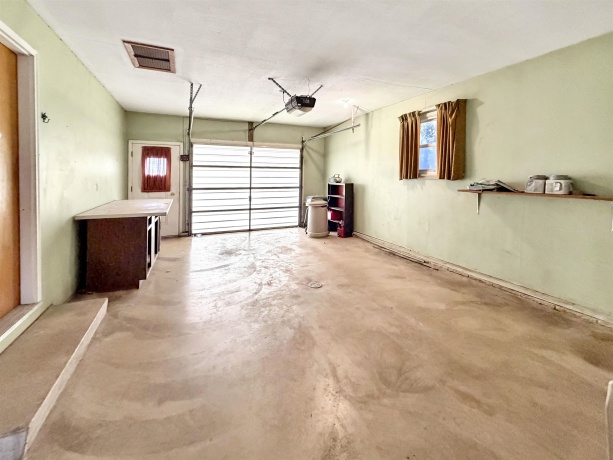 18025 Elizabeth, MOUNT CARROLL, Illinois 61053, 2 Bedrooms Bedrooms, ,1 BathroomBathrooms,House,For Sale,Elizabeth,202601353