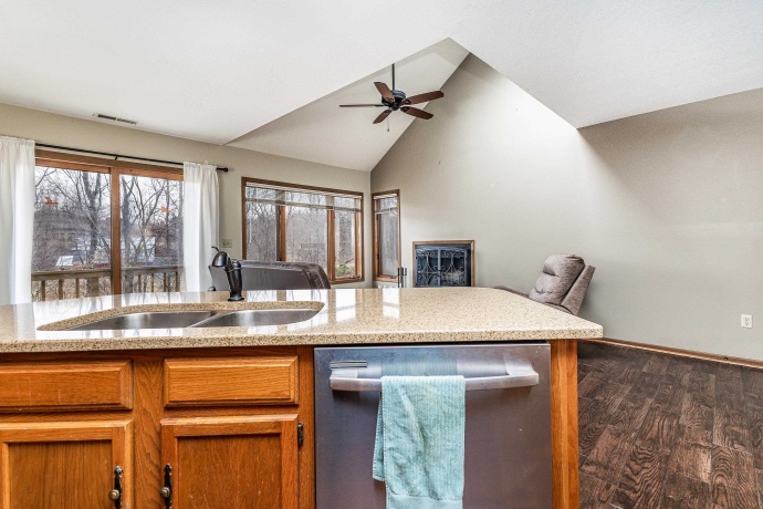 123 Walnut Hill, GALENA, Illinois 61036, 1 Bedroom Bedrooms, ,2 BathroomsBathrooms,Condominium,For Sale,Walnut Hill,202601352