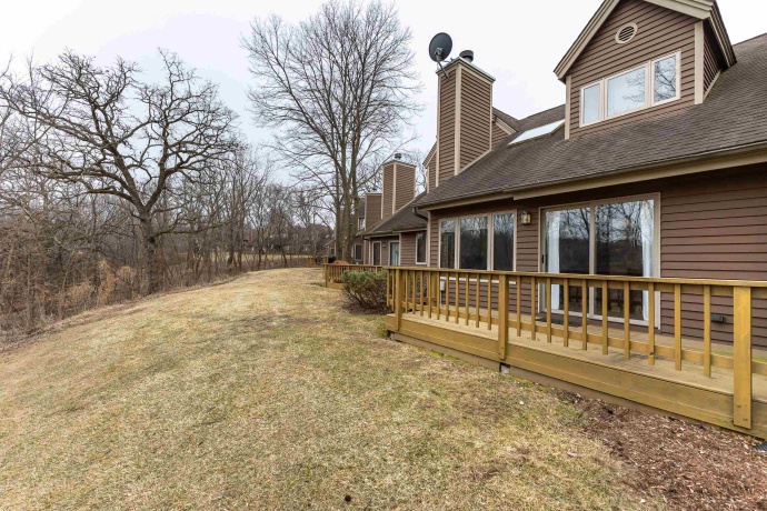 123 Walnut Hill, GALENA, Illinois 61036, 1 Bedroom Bedrooms, ,2 BathroomsBathrooms,Condominium,For Sale,Walnut Hill,202601352