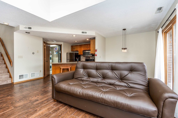 123 Walnut Hill, GALENA, Illinois 61036, 1 Bedroom Bedrooms, ,2 BathroomsBathrooms,Condominium,For Sale,Walnut Hill,202601352