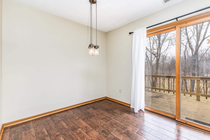 123 Walnut Hill, GALENA, Illinois 61036, 1 Bedroom Bedrooms, ,2 BathroomsBathrooms,Condominium,For Sale,Walnut Hill,202601352