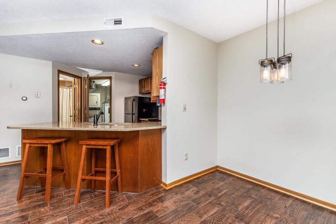 123 Walnut Hill, GALENA, Illinois 61036, 1 Bedroom Bedrooms, ,2 BathroomsBathrooms,Condominium,For Sale,Walnut Hill,202601352