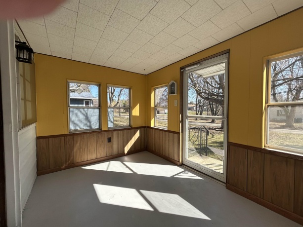 1510 Guiles, MENDOTA, Illinois 61342, 3 Bedrooms Bedrooms, ,1 BathroomBathrooms,House,For Sale,Guiles,202601355