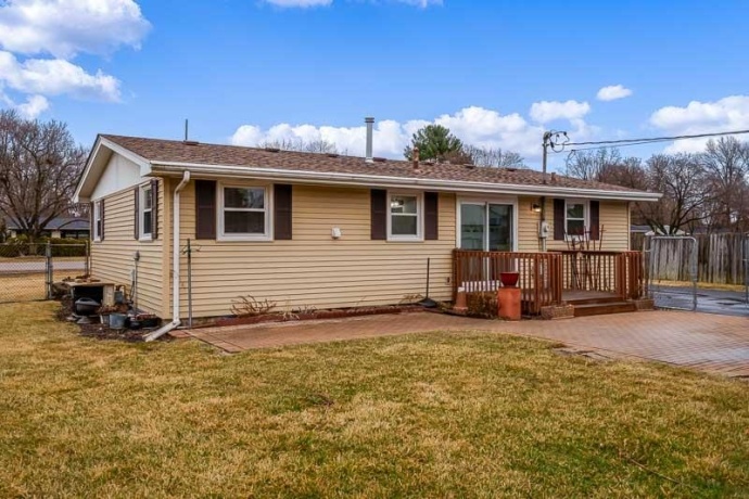 1231 VAN STONE, MACHESNEY PARK, Illinois 61115, 3 Bedrooms Bedrooms, ,1 BathroomBathrooms,House,For Sale,VAN STONE,202601241