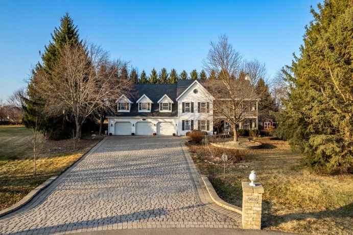 9695 Ridgeview Road, BELVIDERE, Illinois 61008, 4 Bedrooms Bedrooms, ,2 BathroomsBathrooms,House,For Sale,Ridgeview Road,202601359