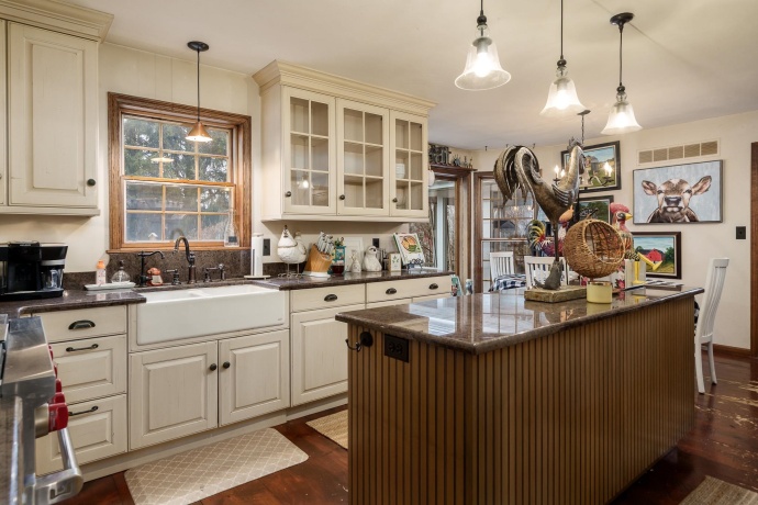 9695 Ridgeview Road, BELVIDERE, Illinois 61008, 4 Bedrooms Bedrooms, ,2 BathroomsBathrooms,House,For Sale,Ridgeview Road,202601359