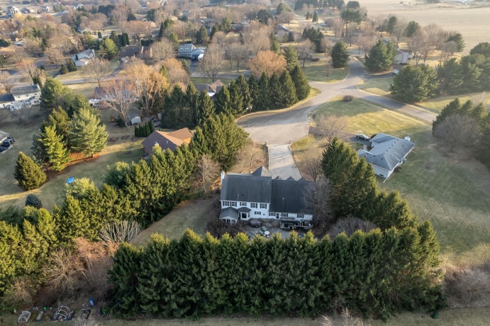 9695 Ridgeview Road, BELVIDERE, Illinois 61008, 4 Bedrooms Bedrooms, ,2 BathroomsBathrooms,House,For Sale,Ridgeview Road,202601359