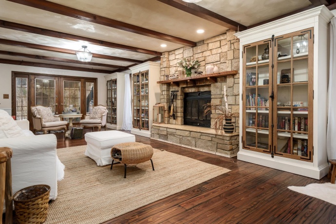 9695 Ridgeview Road, BELVIDERE, Illinois 61008, 4 Bedrooms Bedrooms, ,2 BathroomsBathrooms,House,For Sale,Ridgeview Road,202601359