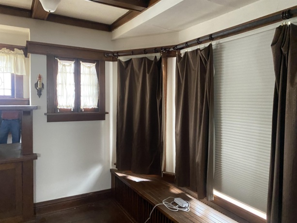 906 Somonauk, SYCAMORE, Illinois 60178, 3 Bedrooms Bedrooms, ,1 BathroomBathrooms,House,For Sale,Somonauk,202601361