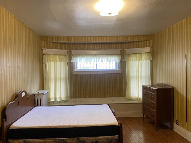 906 Somonauk, SYCAMORE, Illinois 60178, 3 Bedrooms Bedrooms, ,1 BathroomBathrooms,House,For Sale,Somonauk,202601361