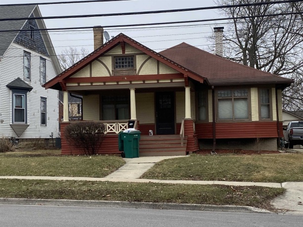 906 Somonauk, SYCAMORE, Illinois 60178, 3 Bedrooms Bedrooms, ,1 BathroomBathrooms,House,For Sale,Somonauk,202601361