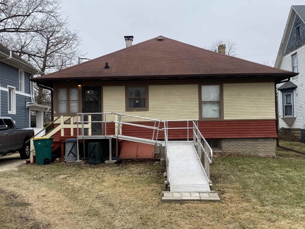 906 Somonauk, SYCAMORE, Illinois 60178, 3 Bedrooms Bedrooms, ,1 BathroomBathrooms,House,For Sale,Somonauk,202601361