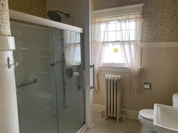 906 Somonauk, SYCAMORE, Illinois 60178, 3 Bedrooms Bedrooms, ,1 BathroomBathrooms,House,For Sale,Somonauk,202601361