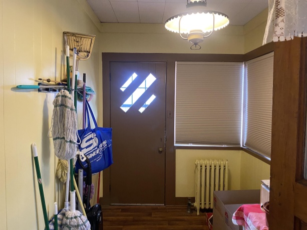 906 Somonauk, SYCAMORE, Illinois 60178, 3 Bedrooms Bedrooms, ,1 BathroomBathrooms,House,For Sale,Somonauk,202601361