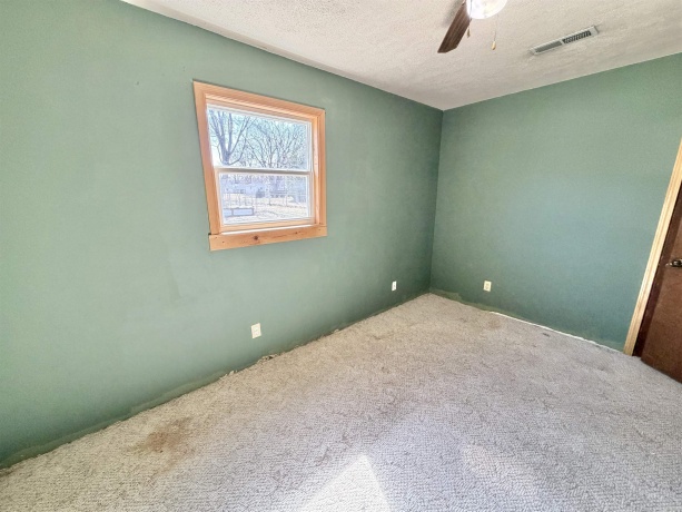 329 Obispo, MACHESNEY PARK, Illinois 61115, 3 Bedrooms Bedrooms, ,1 BathroomBathrooms,House,For Sale,Obispo,202601362