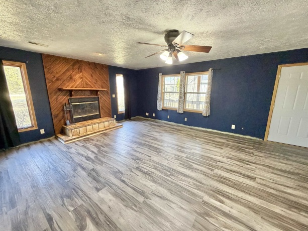 329 Obispo, MACHESNEY PARK, Illinois 61115, 3 Bedrooms Bedrooms, ,1 BathroomBathrooms,House,For Sale,Obispo,202601362