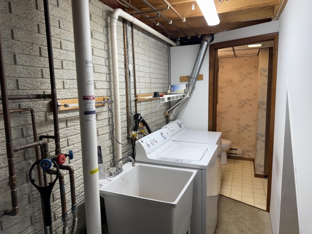 2173 Eagle, FREEPORT, Illinois 61032, 3 Bedrooms Bedrooms, ,1 BathroomBathrooms,House,For Sale,Eagle,202600934