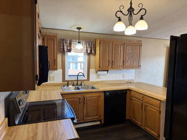 2173 Eagle, FREEPORT, Illinois 61032, 3 Bedrooms Bedrooms, ,1 BathroomBathrooms,House,For Sale,Eagle,202600934